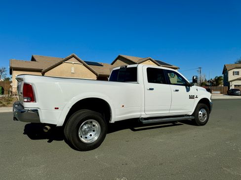 Used 2017 RAM 3500 Laramie image 5