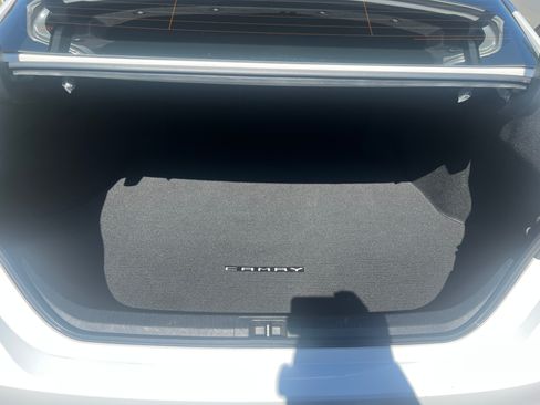 Used 2020 Toyota Camry LE image 15