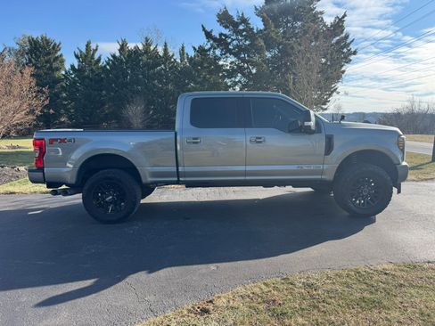 Used 2019 Ford F250 Lariat w/ Lariat Ultimate Package image 10