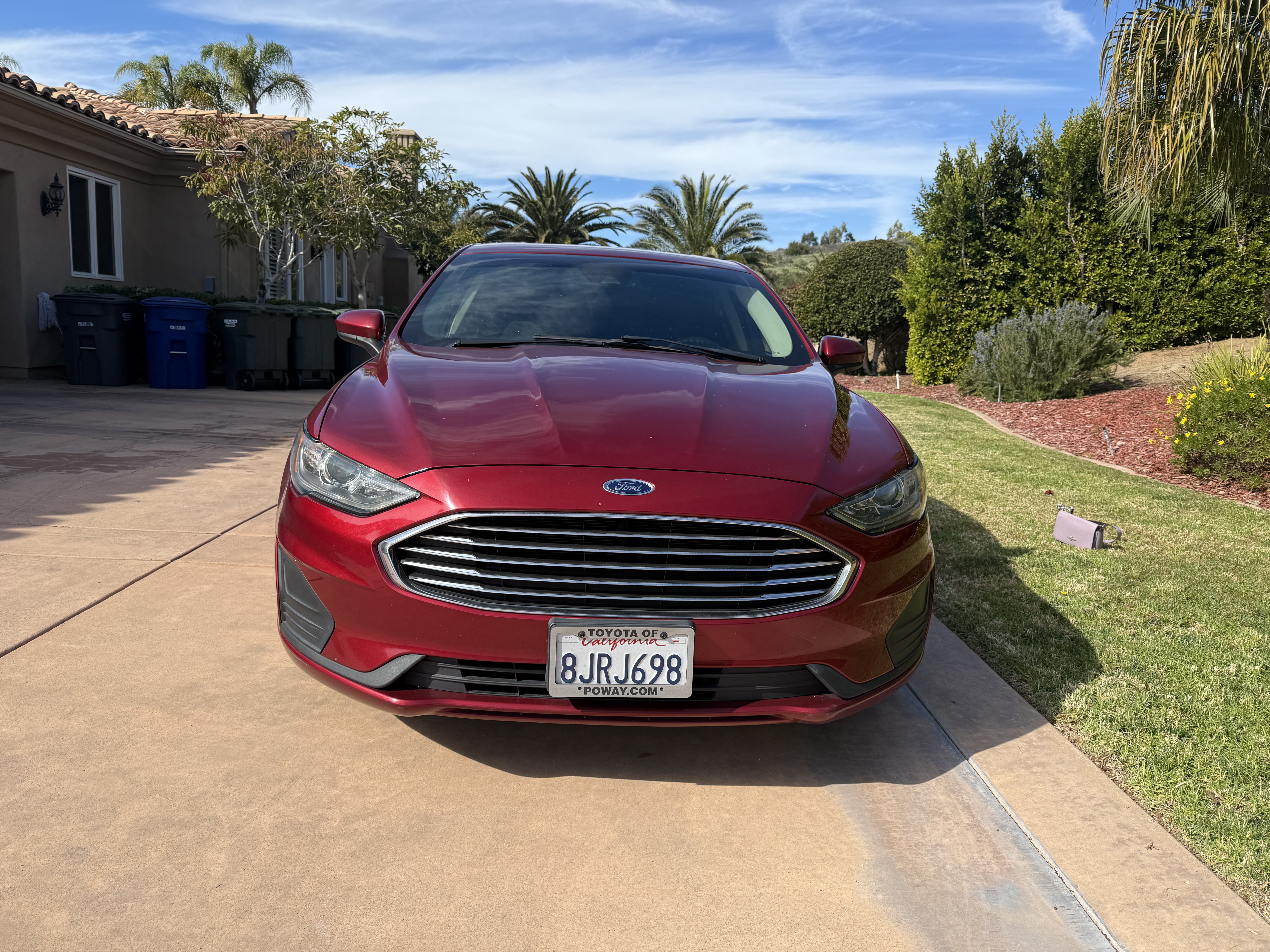 Used 2019 Ford Fusion SE FWD image 2