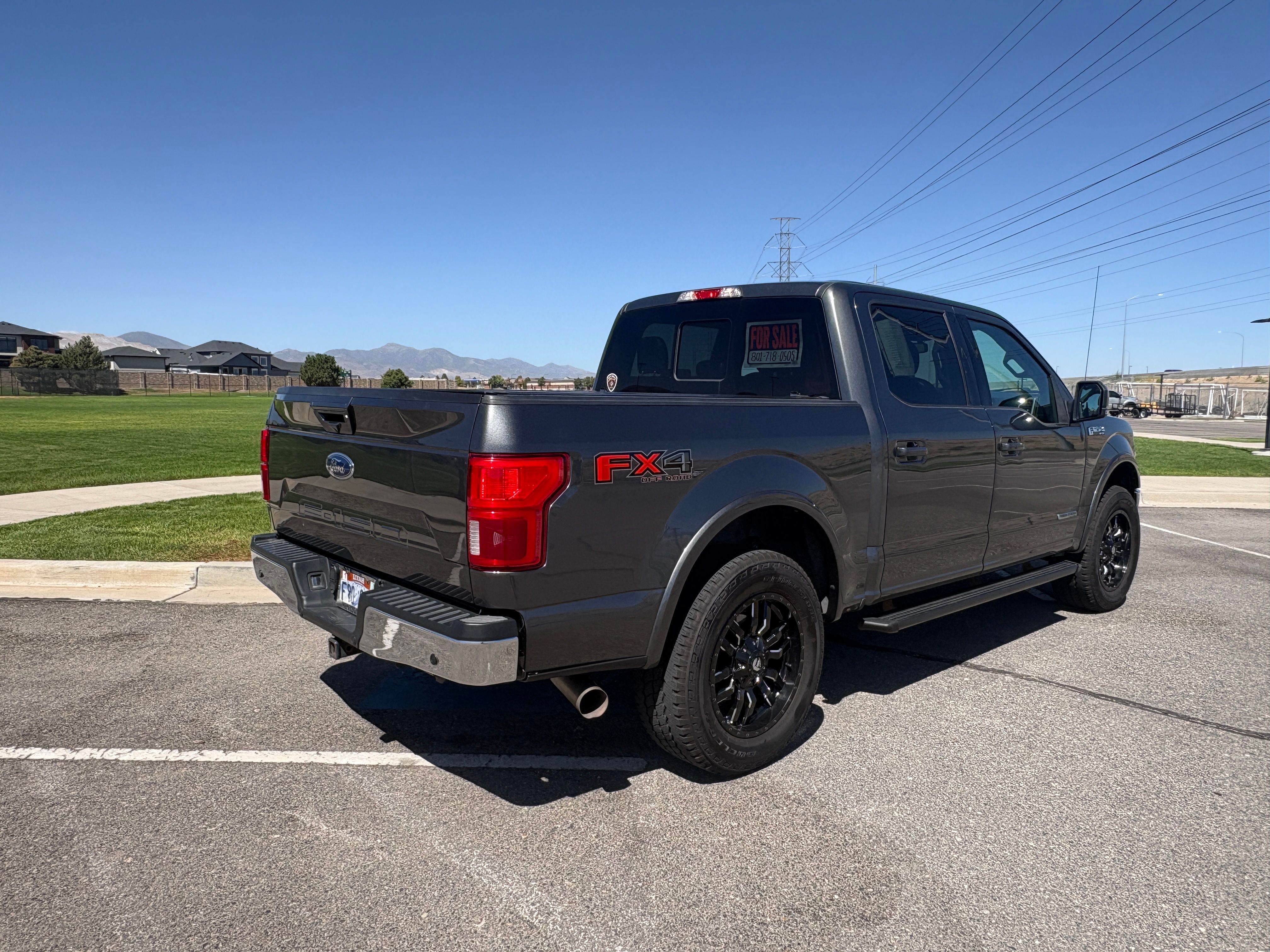 Used 2019 Ford F150 Lariat w/ Equipment Group 501A Mid AWD/4WD image 4