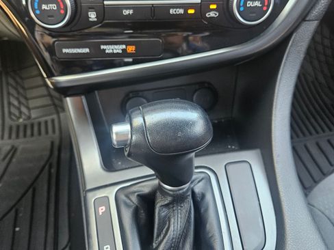 Used 2016 Kia Optima Sedan 4D image 5