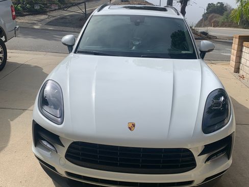 Used 2021 Porsche Macan Sport Edition image 5
