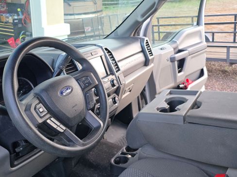 Used 2019 Ford F250 XLT w/ XLT Value Package AWD/4WD image 18