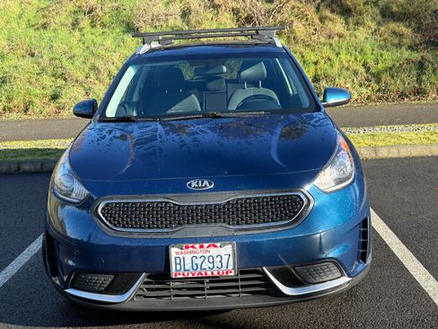 Used 2018 Kia Niro LX image 5