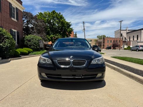 Used 2009 BMW 528i xDrive Sedan AWD/4WD image 10