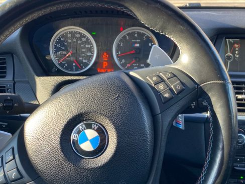 Used 2013 BMW X5 M image 8