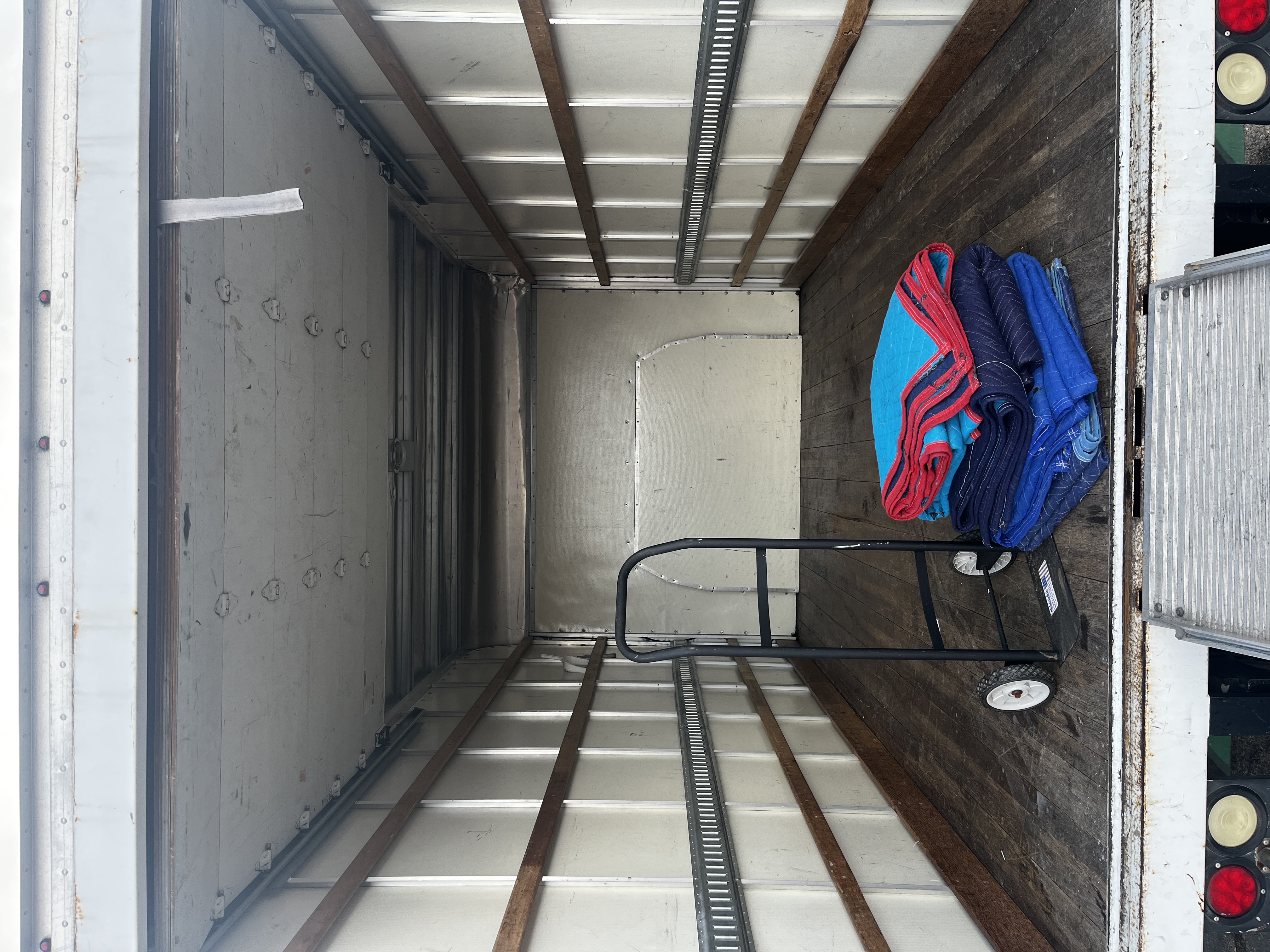 Used 2014 Ford E-350 and Econoline 350 Super Duty RWD image 5