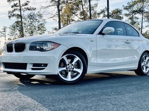 Used 2011 BMW 128i Coupe RWD image 2