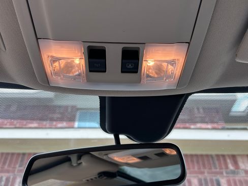 Used 2014 Ford Edge Limited w/ Equipment Group 301A FWD image 10