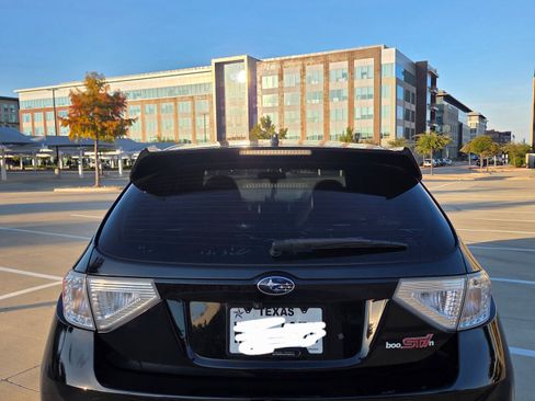 Used 2014 Subaru Impreza WRX STI image 5