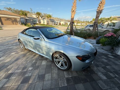 Used 2007 BMW M6 Convertible image 4