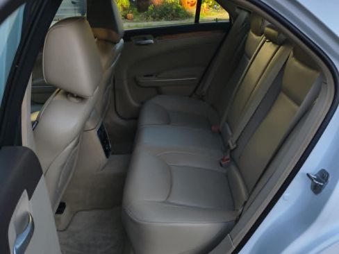 Used 2012 Chrysler 300 C image 16