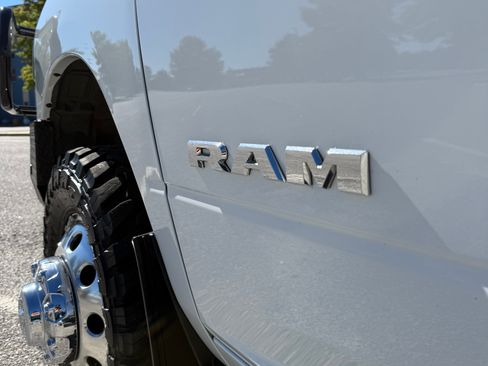 Used 2024 RAM 3500 Big Horn w/ Sport Appearance Package image 5