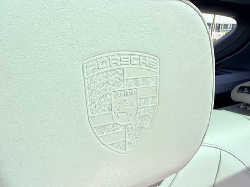 Used 2020 Porsche Cayenne AWD/4WD image 12
