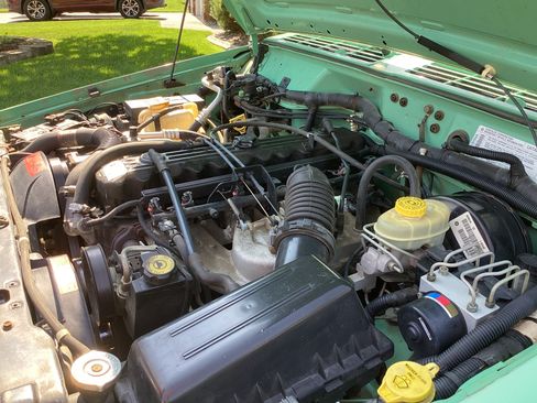 Used 1999 Jeep Cherokee SE AWD/4WD image 15