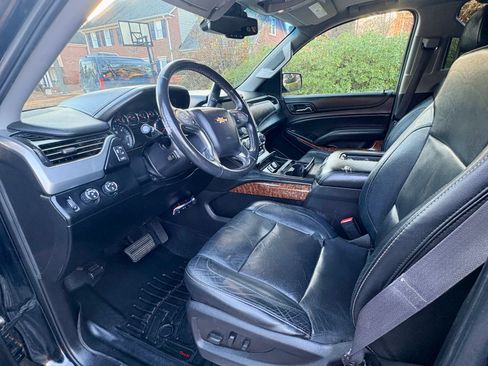 Used 2016 Chevrolet Suburban LTZ image 22