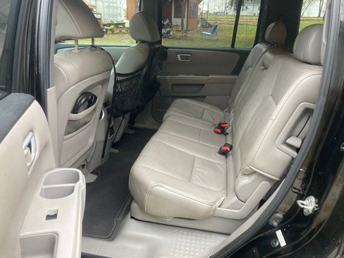 Used 2010 Honda Pilot EX-L image 11