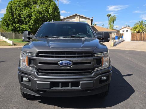 Used 2018 Ford F150 XLT w/ Equipment Group 302A Luxury AWD/4WD image 4
