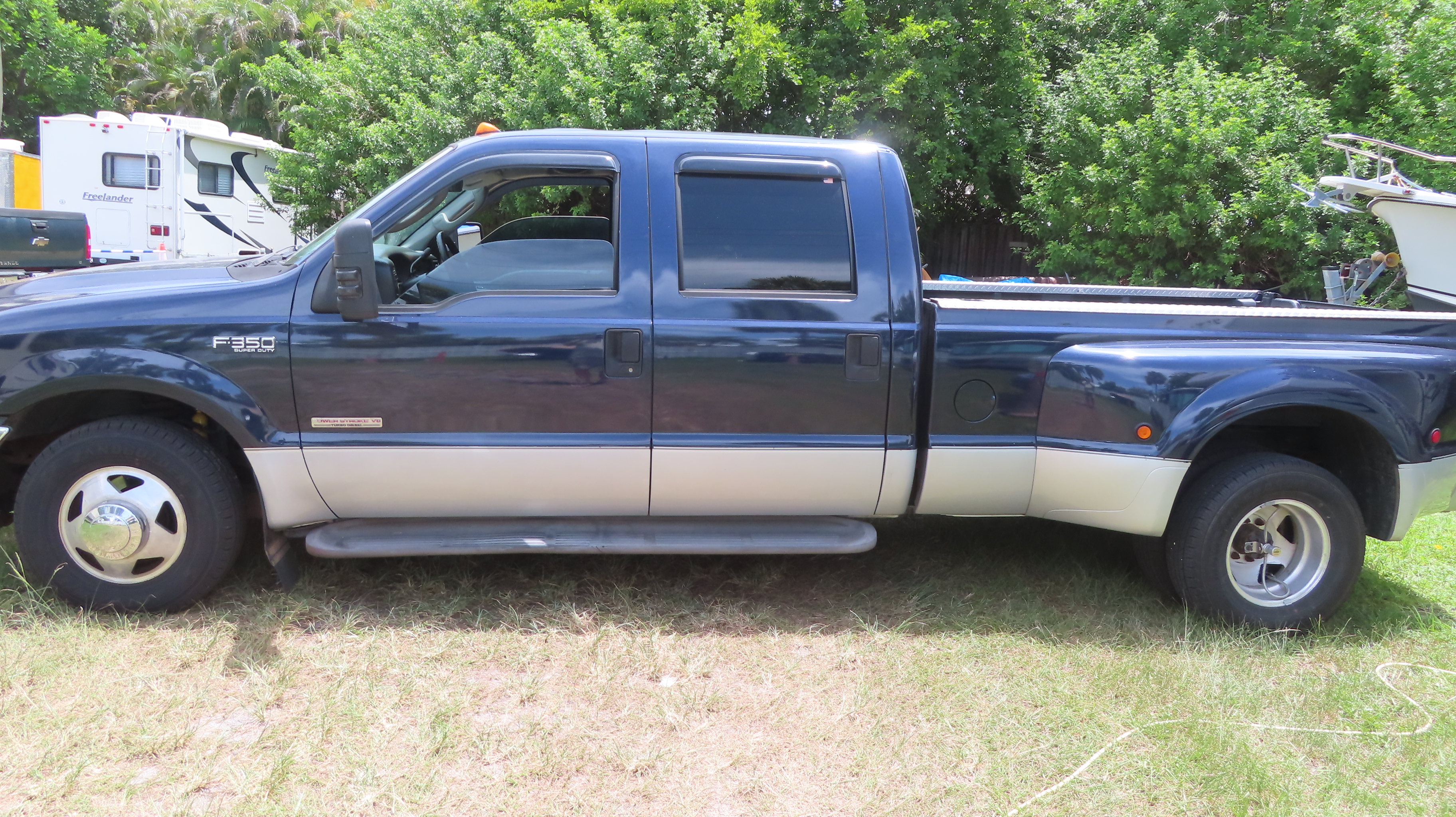 Used 2003 Ford F350 XL RWD image 1