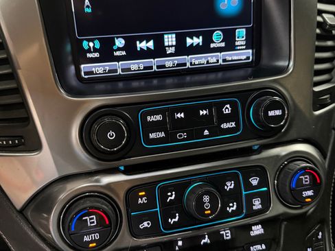 Used 2018 Chevrolet Suburban Premier AWD/4WD image 12