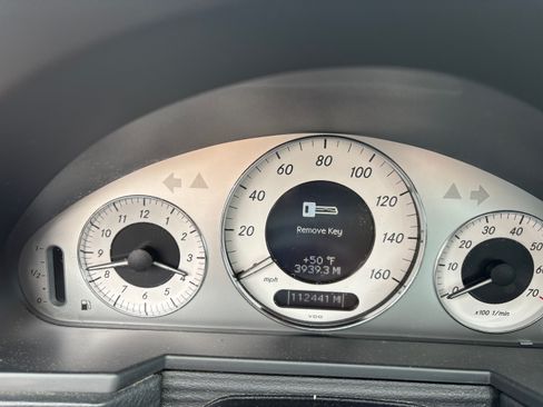 Used 2008 Mercedes-Benz E 350 Sedan image 11