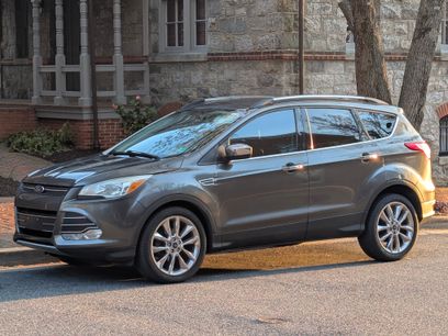 Used 2015 Ford Escape SE w/ SE Chrome Package