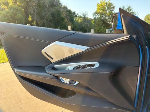 Used 2025 Chevrolet Corvette E-Ray AWD/4WD image 17