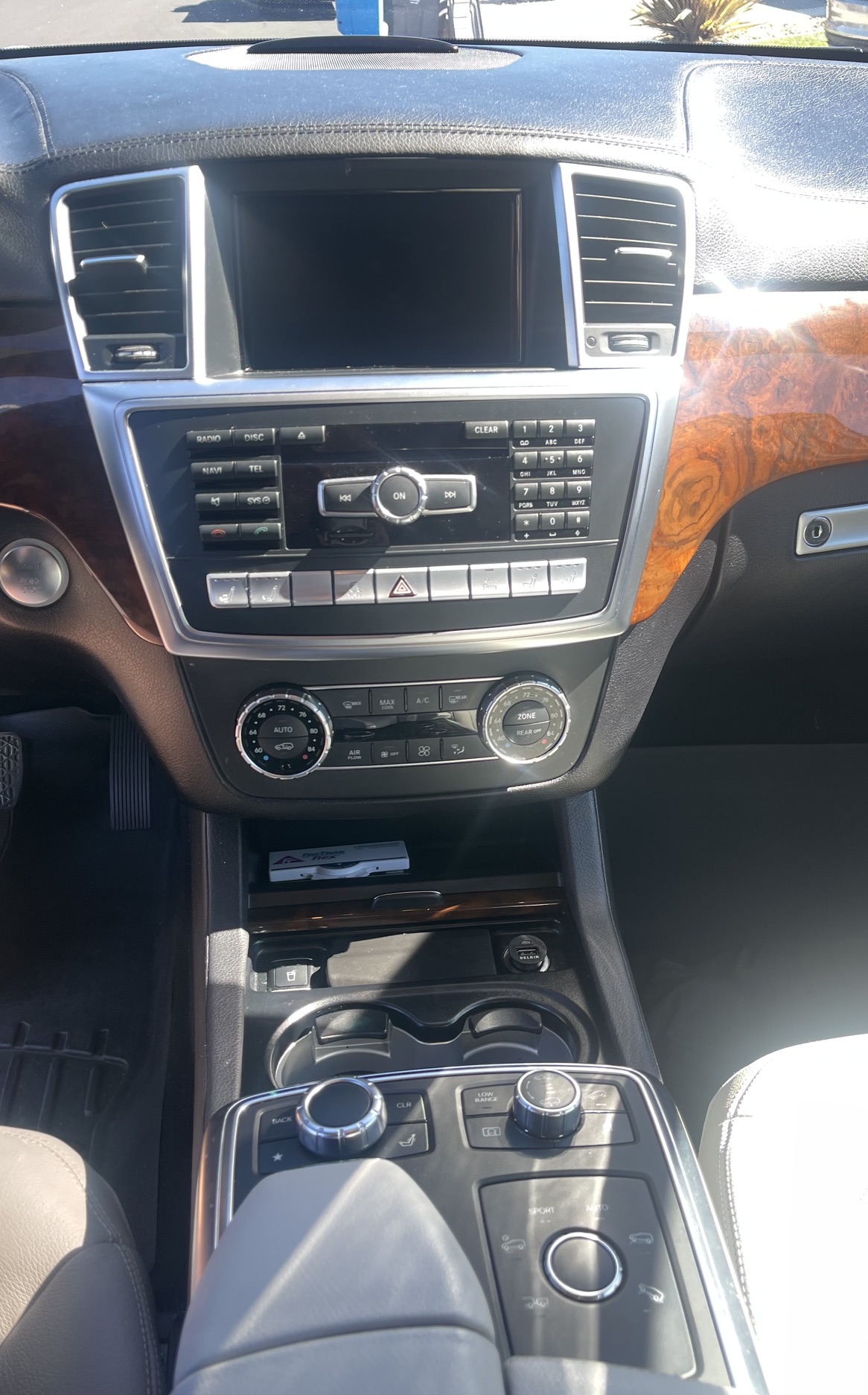 Used 2015 Mercedes-Benz GL 550 4MATIC image 9