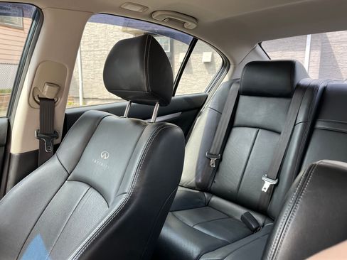 Used 2012 INFINITI G37 x Sedan w/ Premium Pkg AWD/4WD image 11
