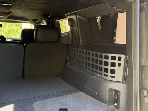 Used 2003 HUMMER H2 Luxury w/ Preferred Equipment Group image 22