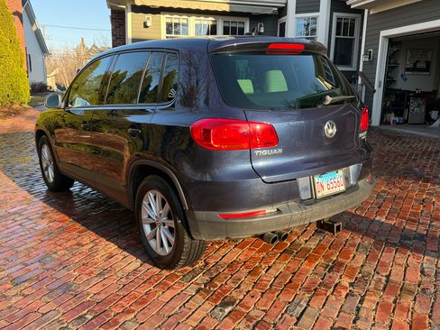 Used 2014 Volkswagen Tiguan SE image 13
