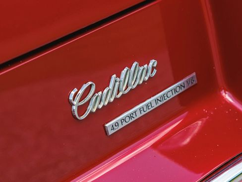 Used 1993 Cadillac De Ville Sedan image 11