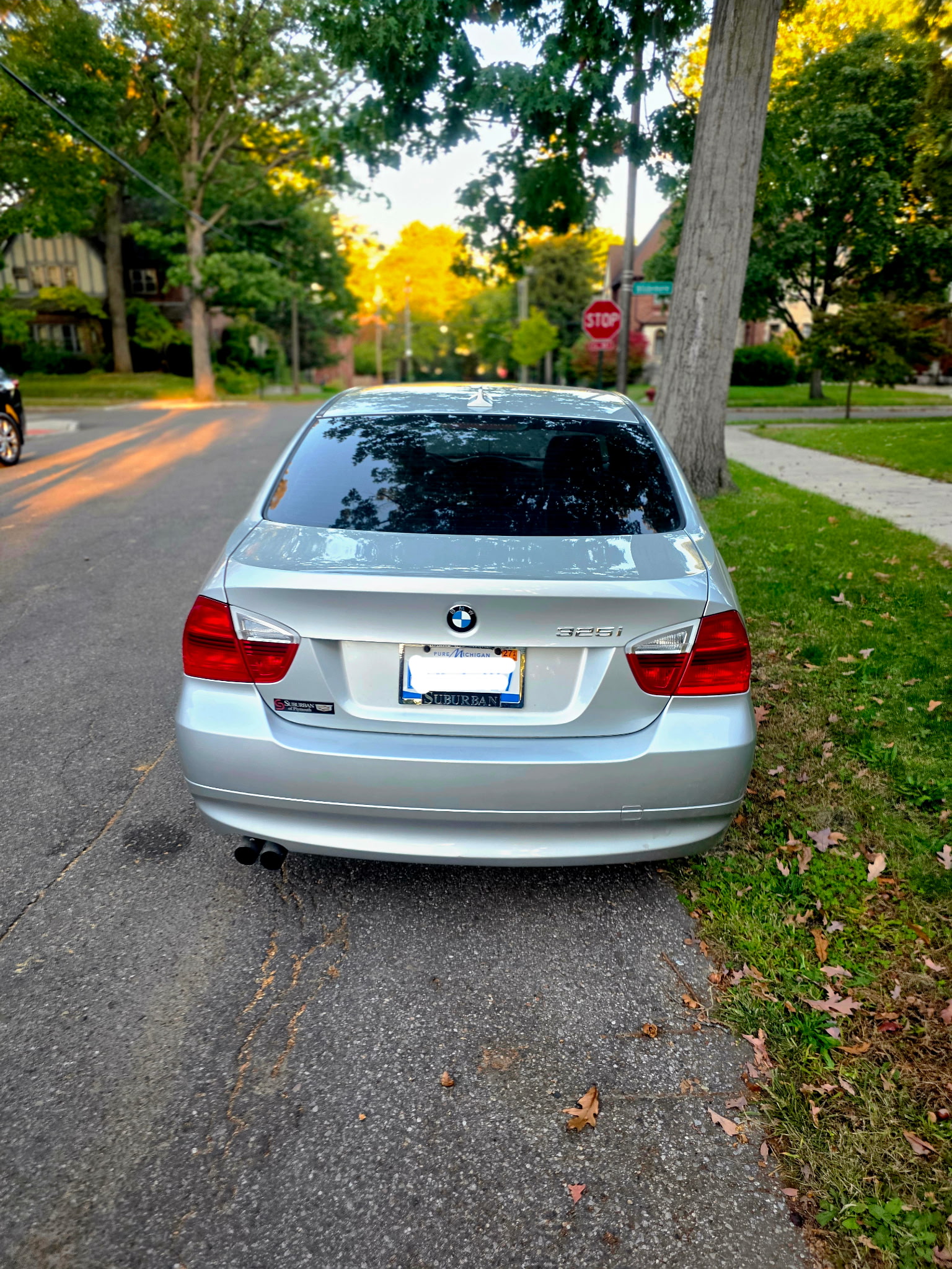 Used 2006 BMW 325i Sedan RWD image 6