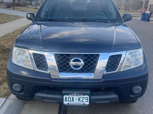 Used 2012 Nissan Frontier SV w/ SV Premium Utility Pkg image 5