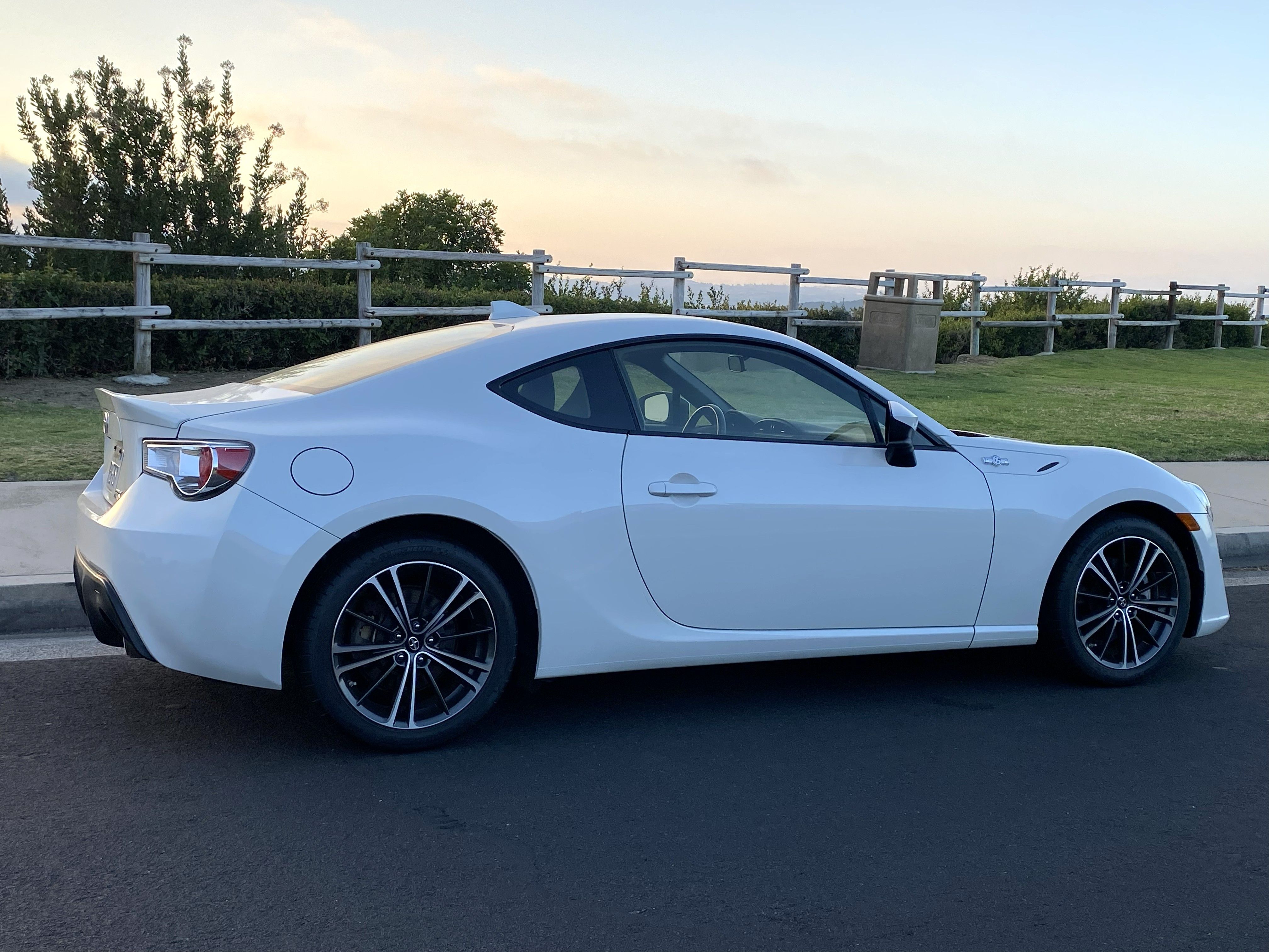 Used 2016 Scion FR-S RWD image 6