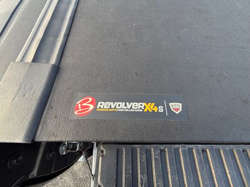 Used 2019 Toyota Tacoma TRD Sport image 15