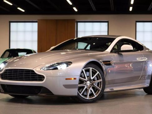 Used 2015 Aston Martin V8 Vantage GT image 1
