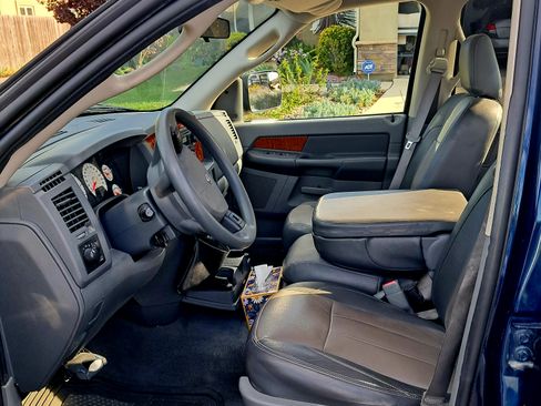 Used 2006 Dodge Ram 1500 Truck SLT w/ Trailer Tow Group image 13