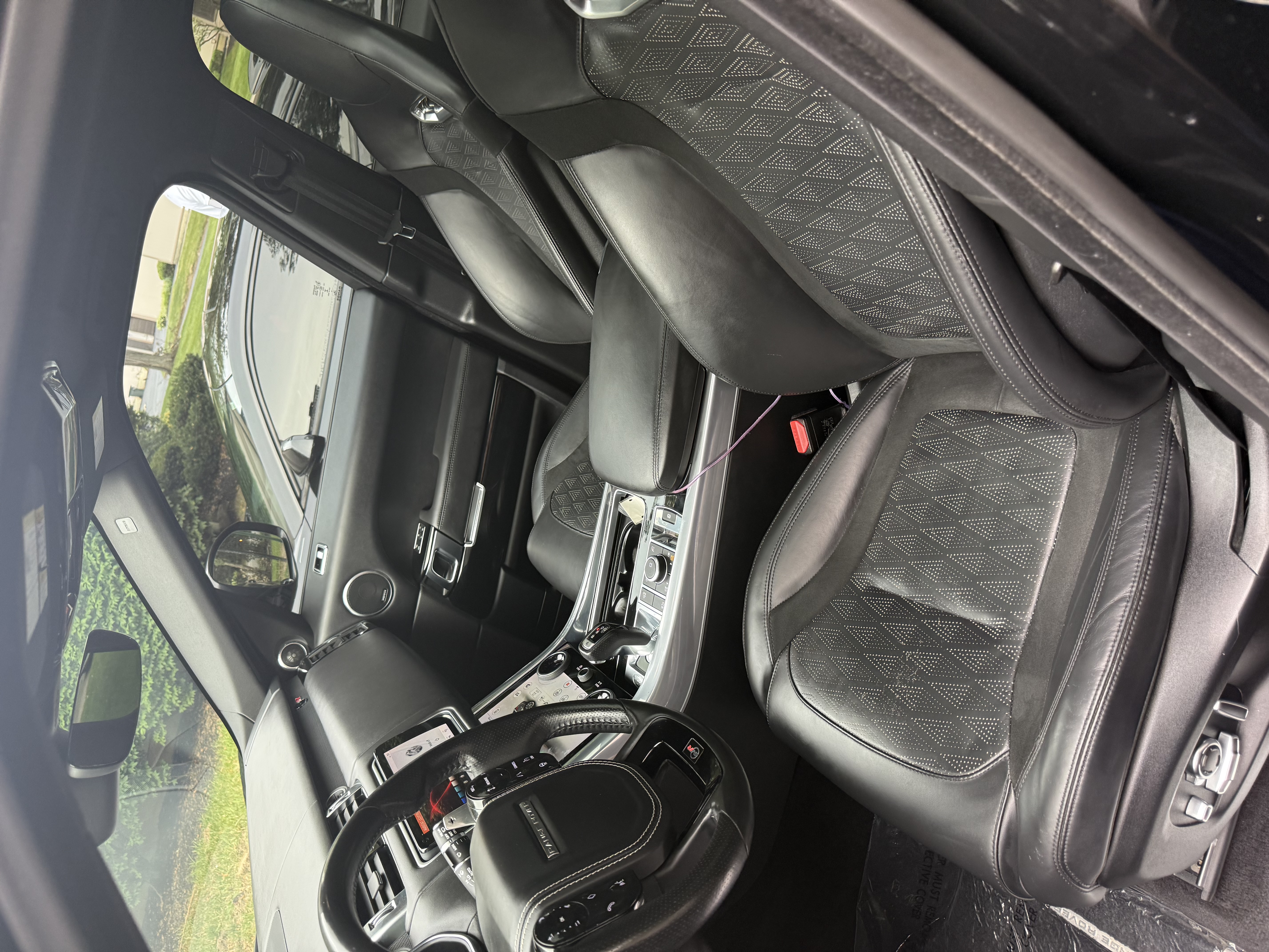 Used 2018 Land Rover Range Rover Sport SVR AWD/4WD image 6