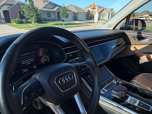 Used 2021 Audi Q7 2.0T Premium Plus AWD/4WD image 5