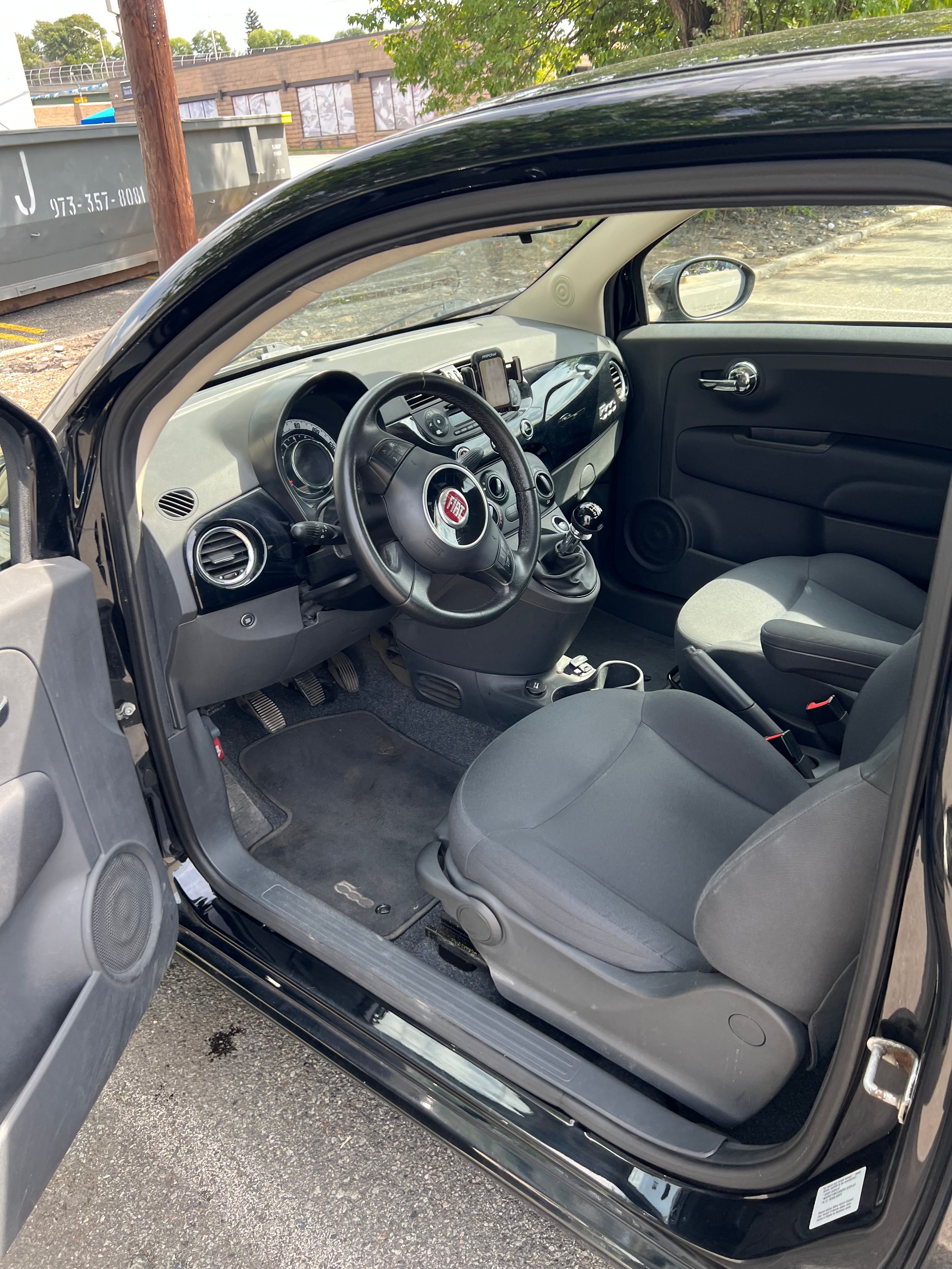 Used 2015 FIAT 500 Pop FWD image 8