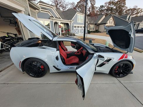 Used 2018 Chevrolet Corvette Grand Sport image 5
