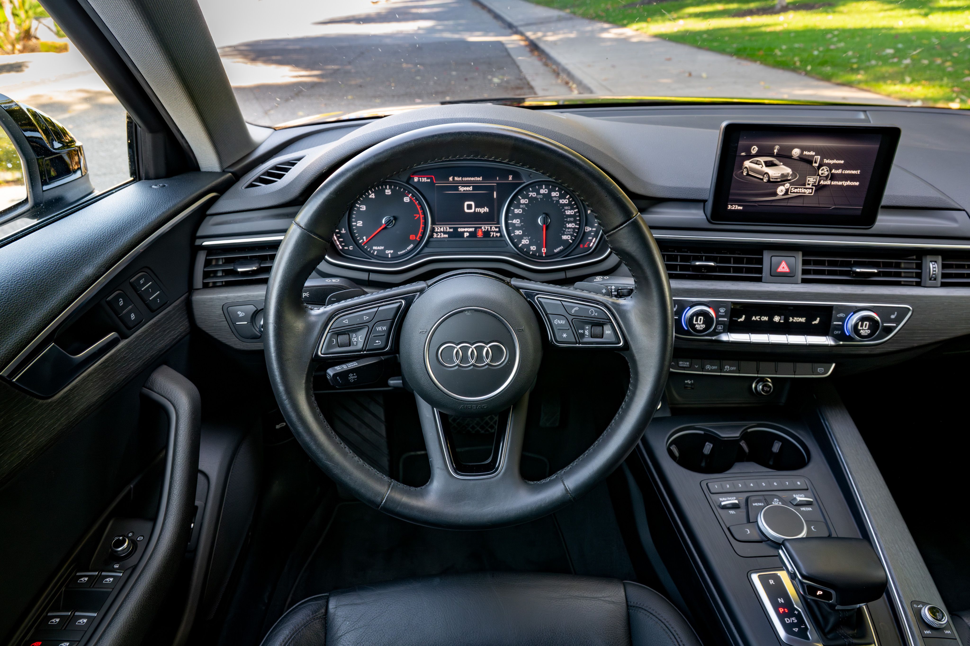 Used 2019 Audi A4 2.0T Premium w/ Convenience Package FWD image 14