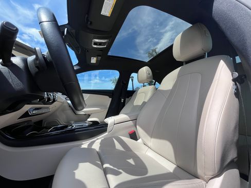 Used 2021 Mercedes-Benz CLA 250 image 16