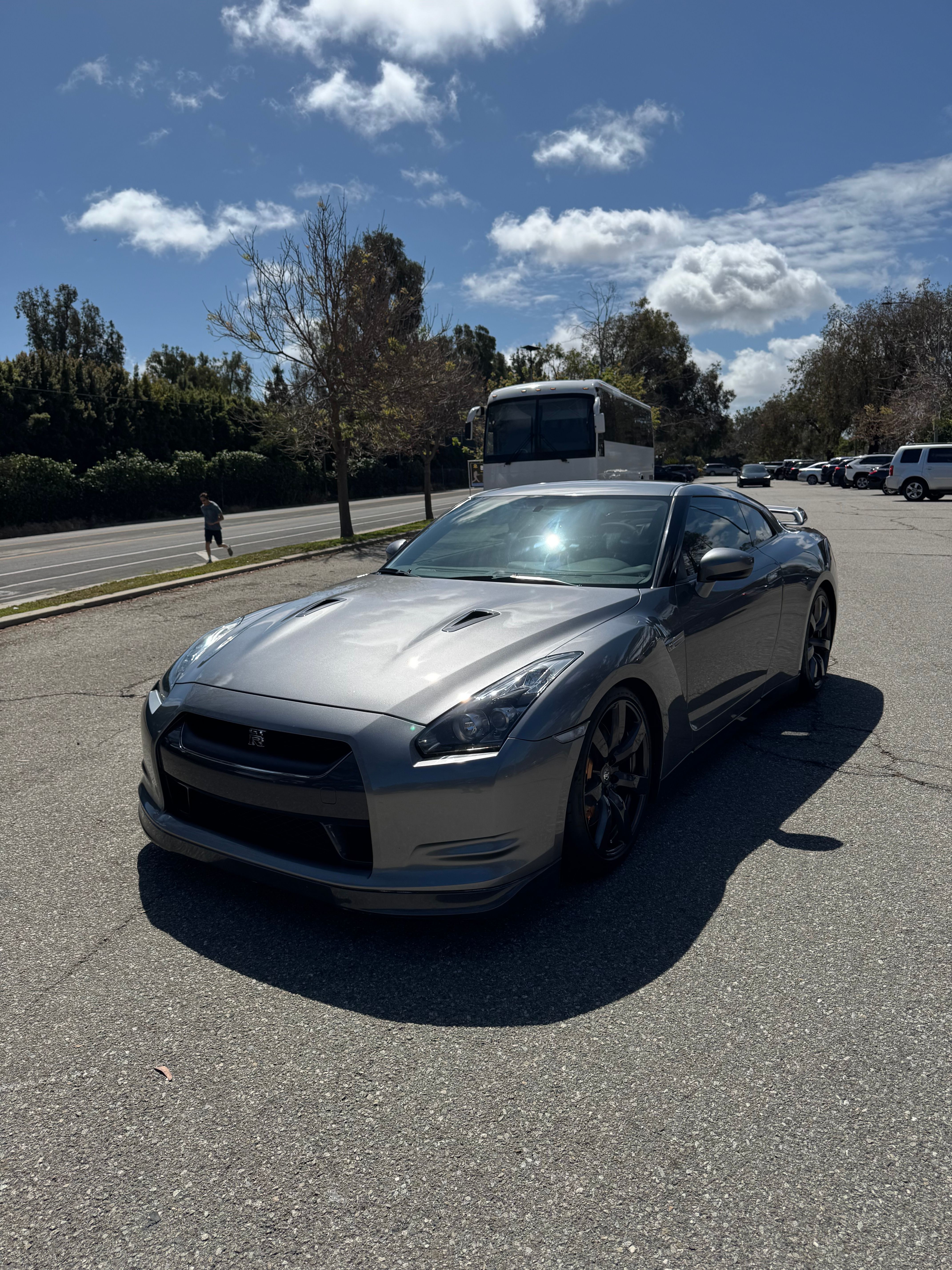 Used 2010 Nissan GT-R Premium AWD/4WD image 16
