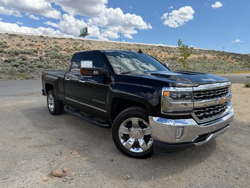 Used 2017 Chevrolet Silverado 1500 LTZ w/ LTZ Plus Package AWD/4WD image 2