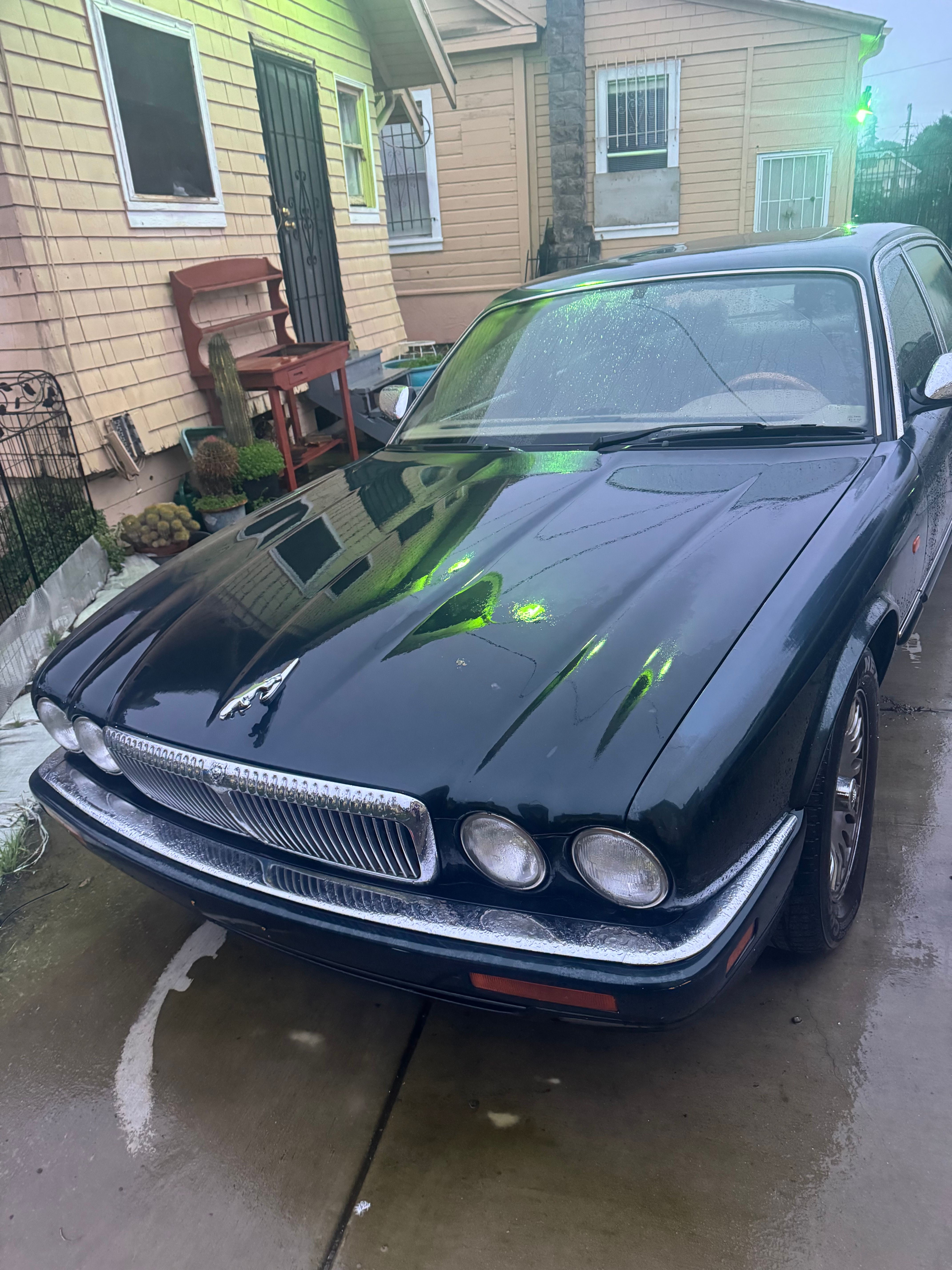 Used 1996 Jaguar XJ Vanden Plas RWD image 10
