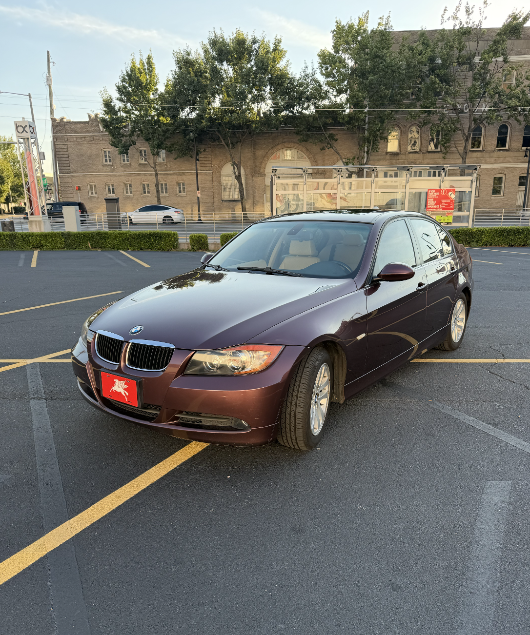 Used 2006 BMW 325i Sedan RWD image 2