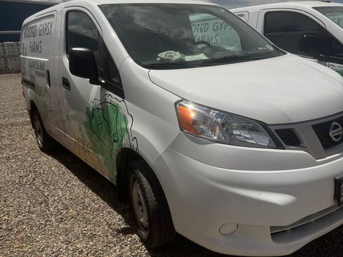 Used 2020 Nissan NV200 S FWD image 5